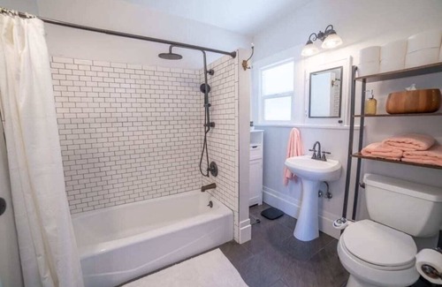 Ventura House | Ocean View Home w/Sauna, Gym, Bikes + More