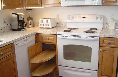 Sunset Beach Cottage | Ocean View Home with Beach 1 Block from Pier with direct beach access!