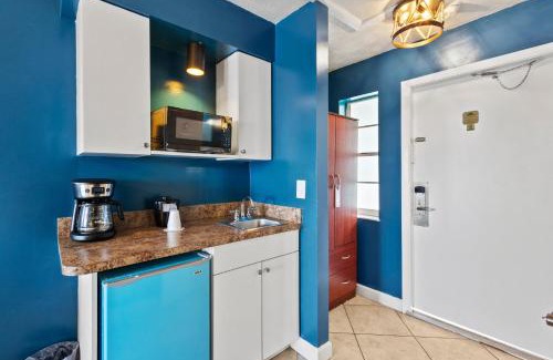 Fort Pierce Hotel | Ocean View Hotel Room with Balcony- 2 Full Beds #22