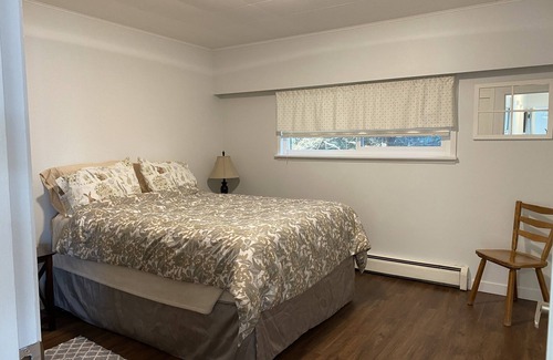 Regional District of Nanaimo House | Ocean View House Near Beach
