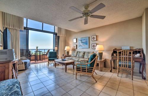 Kahana Apartment | Ocean-View Maui Penthouse with Balcony and Pool Access