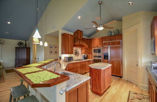North Litchfield Beach House | Ocean View - North Litchfield Beach - Private Pool