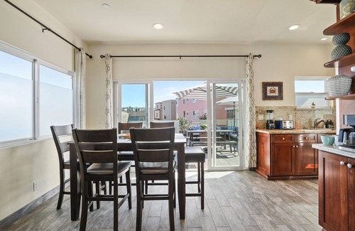 South Mission Beach Apartment | Ocean View Paradise w/Private Patio, Parking, W/D & Location!