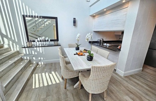 Ballito Apartment | Ocean-View Penthouse | Hot Tub | Spa | Patio