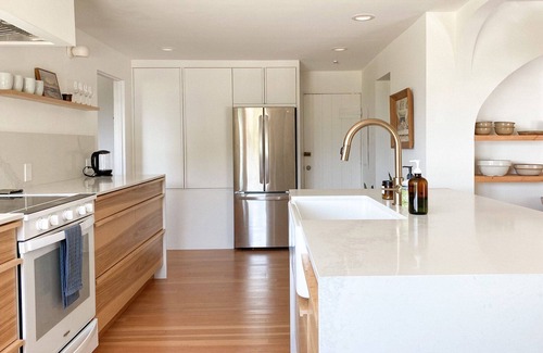 Yachats House | Ocean View, Perfect for Agate Hunting! Dog Friendly! Fireplace!
