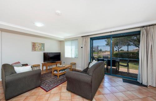 Geographe House | Ocean View Port Geographe