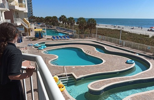 Atlantic Beach Condo | Ocean View Room, Pools, Lazy Rivers, and Jacuzzi
