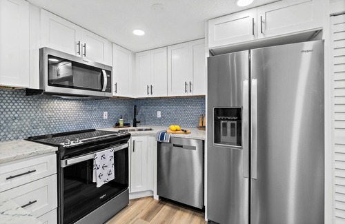 Cape Caneveral Beach Gardens Condo | Ocean View | Resort Amenities | Coastal Design | Private Beach Access