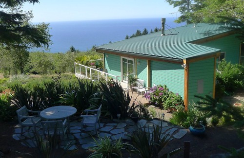 Florence Cottage | Ocean View Retreat, Florence/Yachats, OR