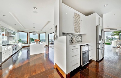 La Jolla Mesa House | Ocean View Serenity with Theater and Pool