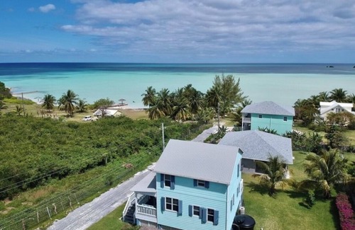 Spanish Wells Cottage | Ocean View, Sleeps 8, SUP, Beach Toys