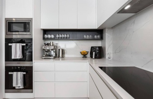 St. Heliers Apartment | Ocean View Spacious 5BR Retreat for Families