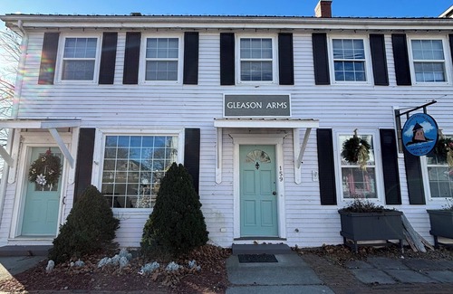 St. Andrews Apartment | Ocean view stay on Vibrant Water St.