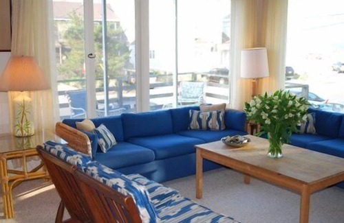 Avalon House | OCEAN VIEW, STEPS FROM THE BEACH