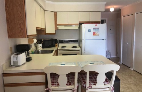 Midtown Ocean City Condo | Ocean View - Steps To The Beach - Elevator - Low Host Fee - Mid-Town Location