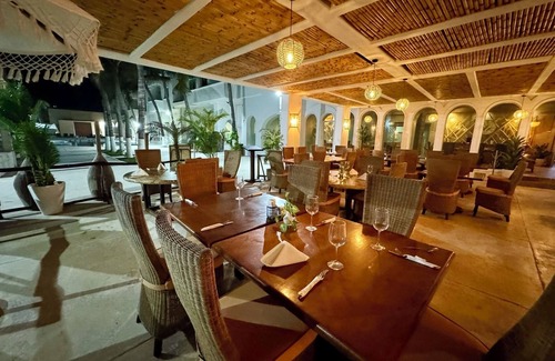 Manzanillo Apartment | Ocean View, Terrace and Swimming Pools