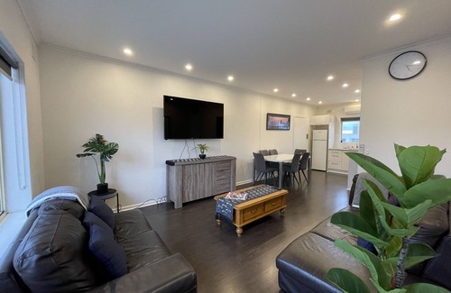 Glenelg North Apartment | ocean view two bedroom entire apartment