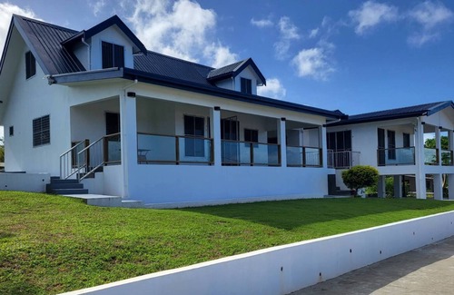 Cuvu House | **Ocean View** Whole house