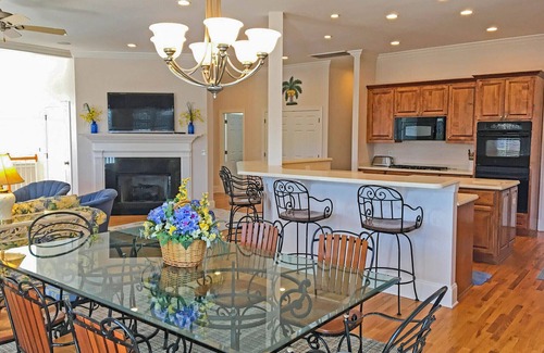 Isle of Palms House | Ocean Views ! A Luxurious Vacation Home to Remember !