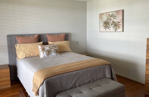 Banora Point Other | Ocean views and 15mins from the beach