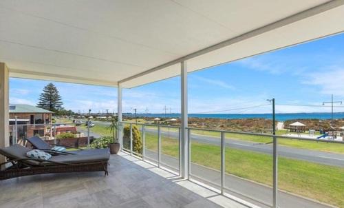 Rockingham Apartment | Ocean Views