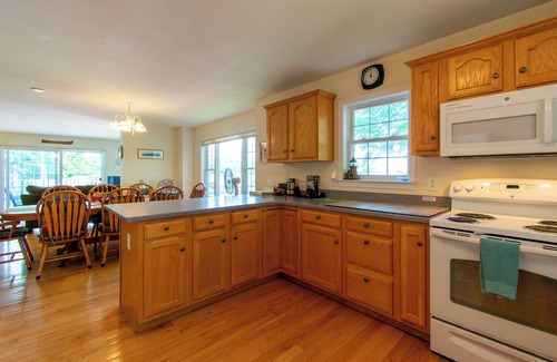 Hulls Cove House | Ocean Views from every room. Enjoy nearby beach and Acadia National Park