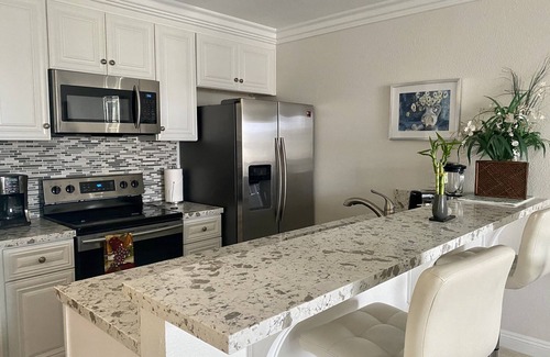 South Oceanside Condo | Ocean Views from Patio on the Pacific!