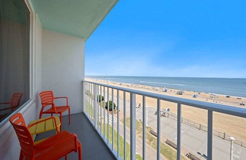 Virginia Beach Condo | Ocean Views, King Bed & Indoor Heated Pool