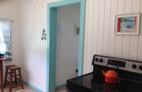 Estate Calabash Boom Cottage | Ocean Views, Kitchen & Amenities - Perfect for Budget-Minded Travelers