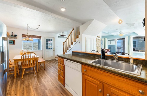 York Beach Condo | Ocean Views One Row Back from Long Sands Beach