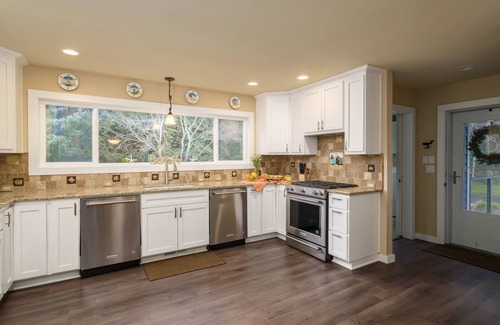 Tolovana Park House | Ocean Views, Room to Gather, Dream Kitchen Made for Sharing, Spacious Deck, and Dogs Welcome
