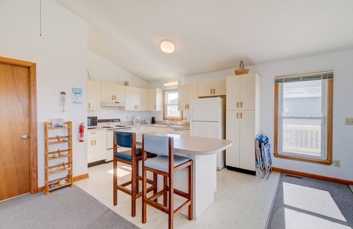 South Nags Head House | Ocean Views, Short Stroll to Beach, Bring Fido, Quiet Neighborhood, Perfect for the Family.