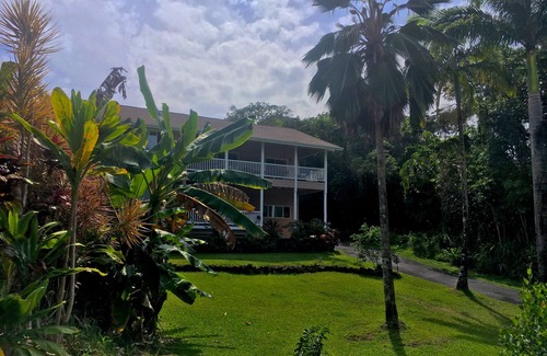 Kapoho House | Ocean views & trade winds and wonderful open plan 4 bed, 3 bath with large lanai