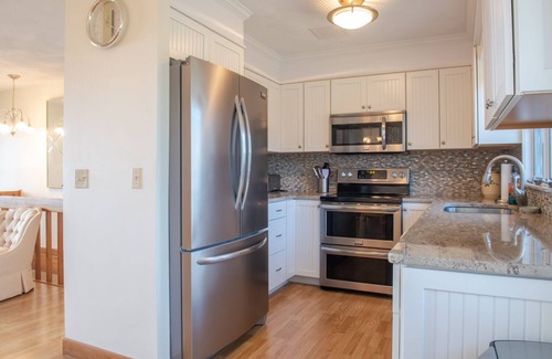 Eastward Look House | Ocean views, two minute walk to beach!