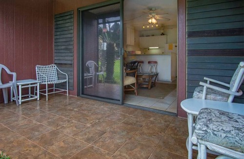 Kaunakakai Condo | Ocean Views W/Ground Lanai and Fans-Molokai Shores