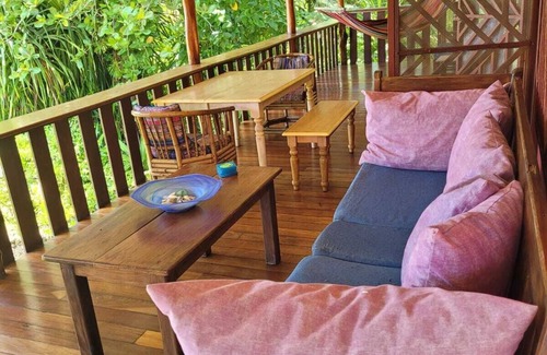 Cahuita House | Ocean Villa downtown Cahuita, Pool&Fiber Optic