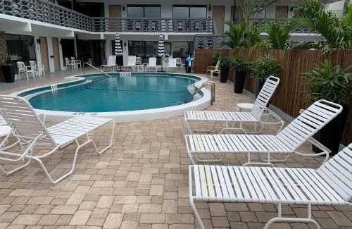 Deerfield Beach Hotel | Ocean Villas of Deerfield