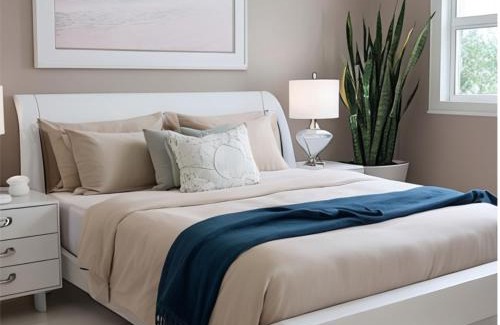 Lawton Woods House | Ocean Waves Condo