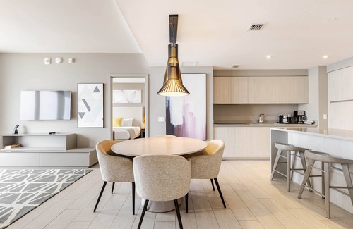 Hollywood South Central Beach Apartment | Oceanfront 2BR/2BA Hyde Beach + Chairs