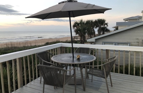 South Ponte Vedra Beach House | Oceanfront 3 bed, 2 baths Cottage.Enjoy WHALE WATCHING from Jan -Mar 2019n