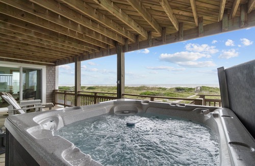 Frisco House | Oceanfront 5 bedroom home in Frisco!