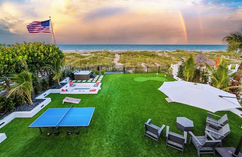 Cocoa Beach House | Oceanfront 6bed with game room, hot tub and fire pit