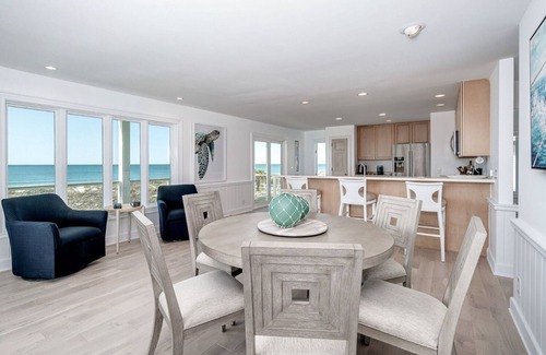 Atlantic Beach House | Oceanfront 7 BR, private beach access, 3 levels of beachfront decks