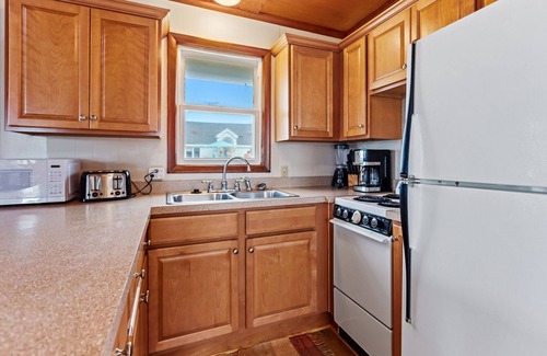 Kitty Hawk Cottage | Oceanfront Amazing Sunrise!