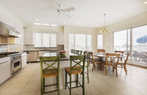 West Hampton Dunes House | OCEANFRONT BEACH HOUSE W/POOL & HOT TUB FACING THE OCEAN- FALL/WINTER DEALS!