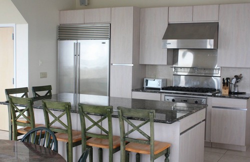 West Hampton Dunes House | OCEANFRONT BEACH HOUSE W/POOL & HOT TUB FACING THE OCEAN- FALL/WINTER DEALS!