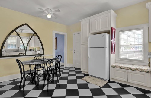 South End House | Oceanfront beach cottage on the South end of Wrightsville Beach. Sleeps 14.
