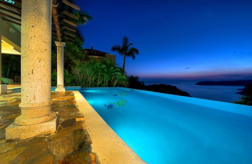 Santa Maria Huatulco Villa | Oceanfront Beach View Villa on Violin Bay near Santa Cruz