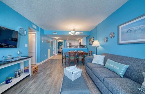 Myrtle Beach Condo | Oceanfront Bliss – Bright Blue Condo with Balcony & Beach Views