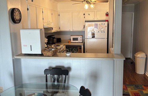 Ash Condo | Oceanfront Condo - 2 bedroom, 2 bath. Relax and Enjoy